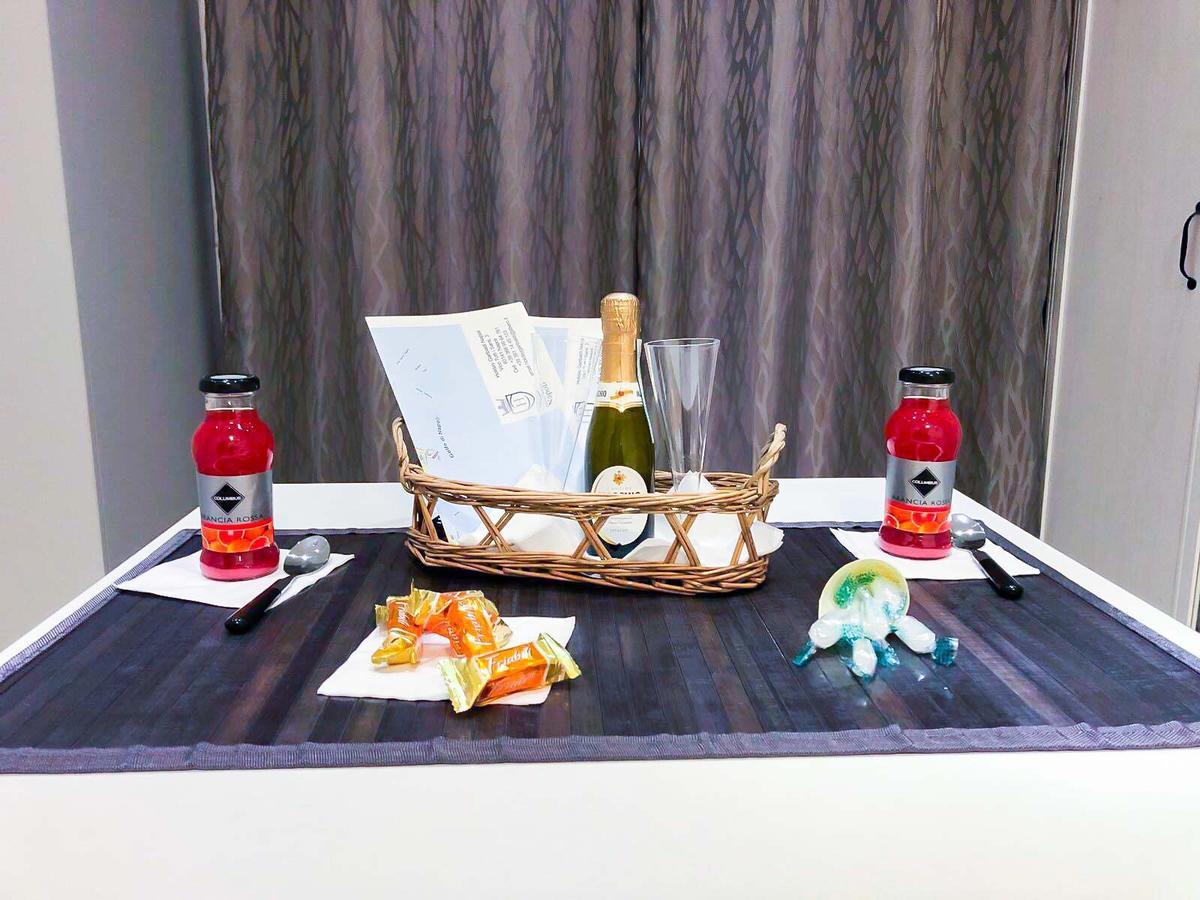 Holiday Garibaldi Napoli Bed and Breakfast Εξωτερικό φωτογραφία