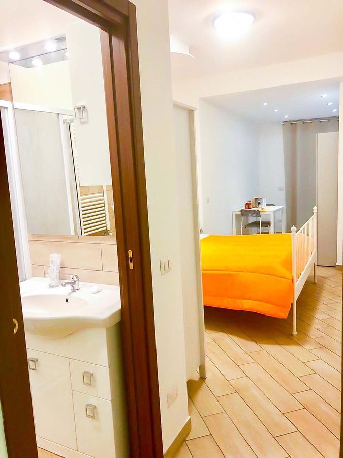 Holiday Garibaldi Napoli Bed and Breakfast Εξωτερικό φωτογραφία